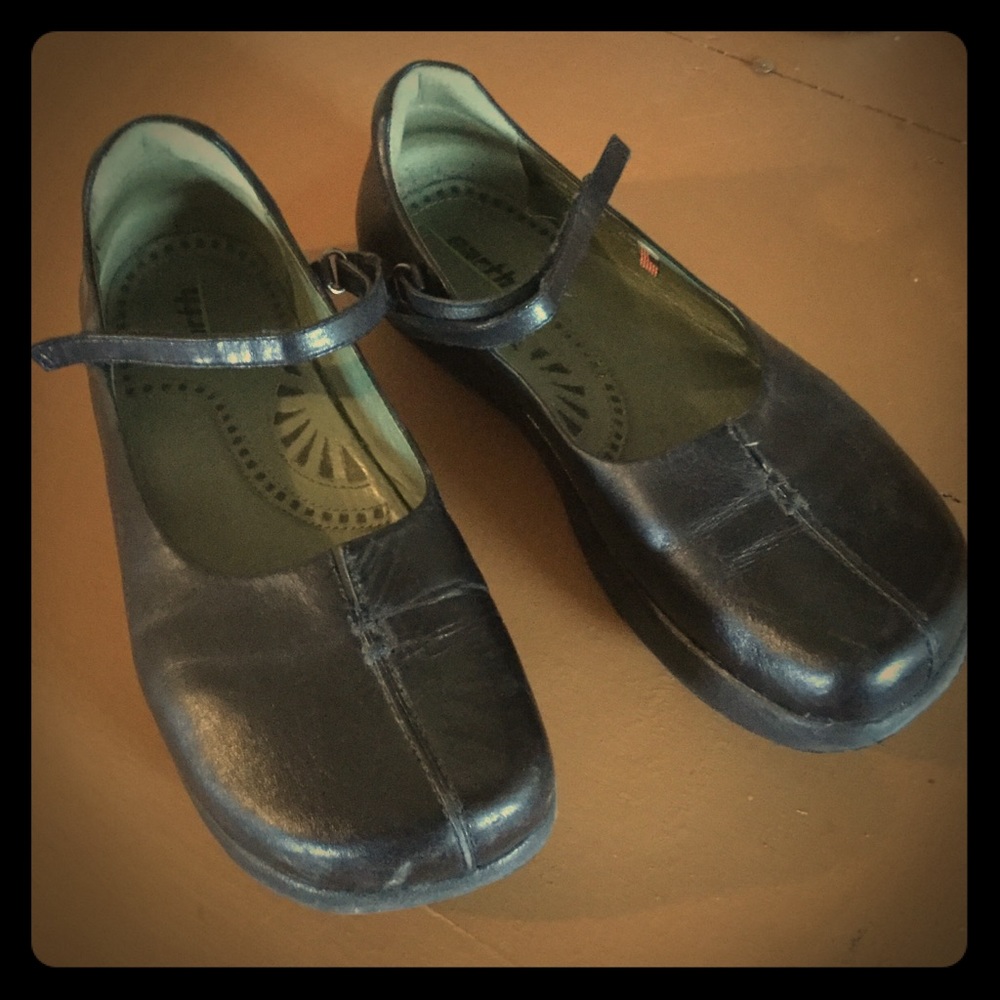 Kalso Earth Shoes size 8 so comfy! ✨